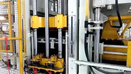 礦山尾砂制磚機(jī),環(huán)保建材領(lǐng)域的新星